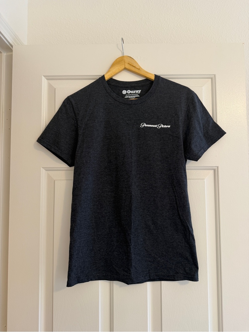 Paramount pictures tshirt